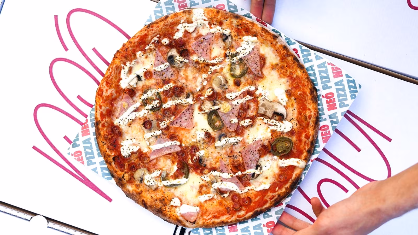 Neó Pizza - Laugavegur | 2F1 á Pizzu á matseðli og gosi 