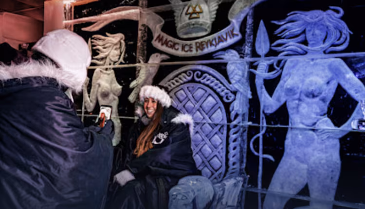 Magic Ice bar & gallery | Moment of frost