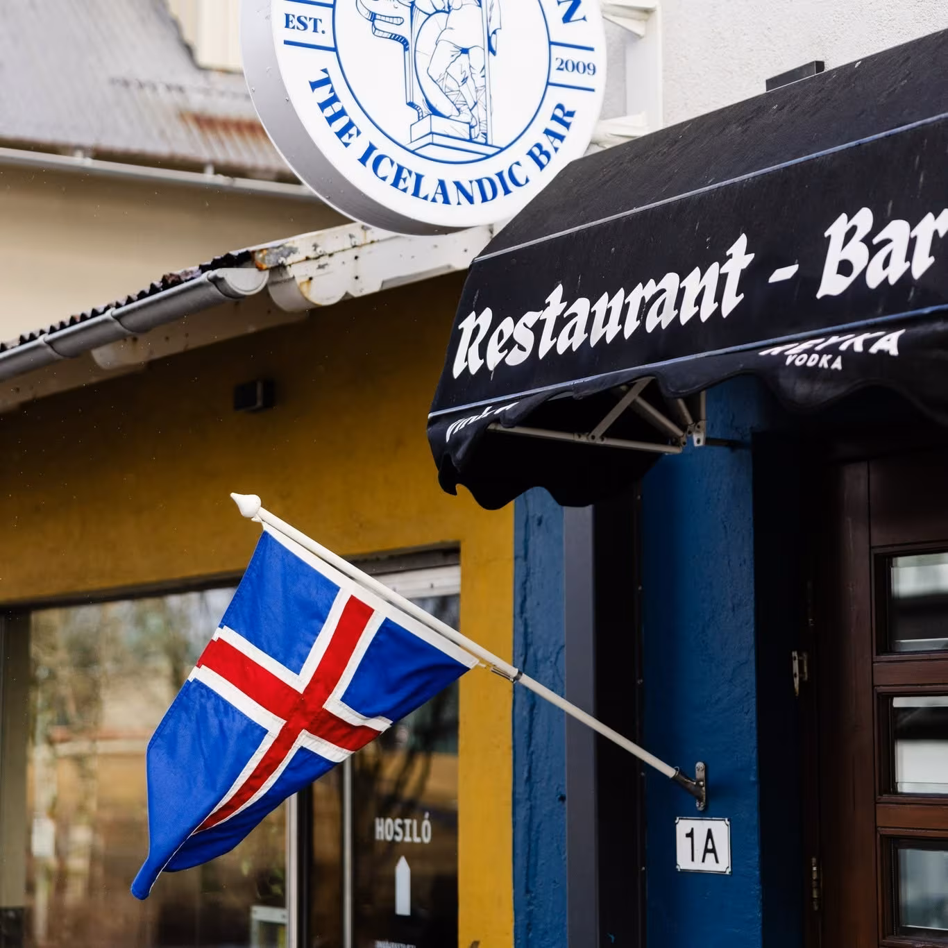 Íslenski Barinn | Gleðistund 22:00-01:00