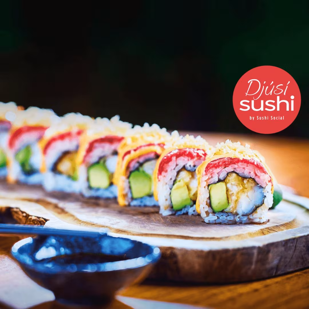 Djúsí Sushi - Pósthús Mathöll | Sushirúllur á Pósthús Mathöll
