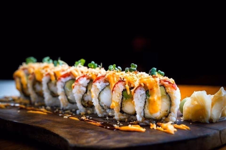 Sushi Social | Sushi & Naut