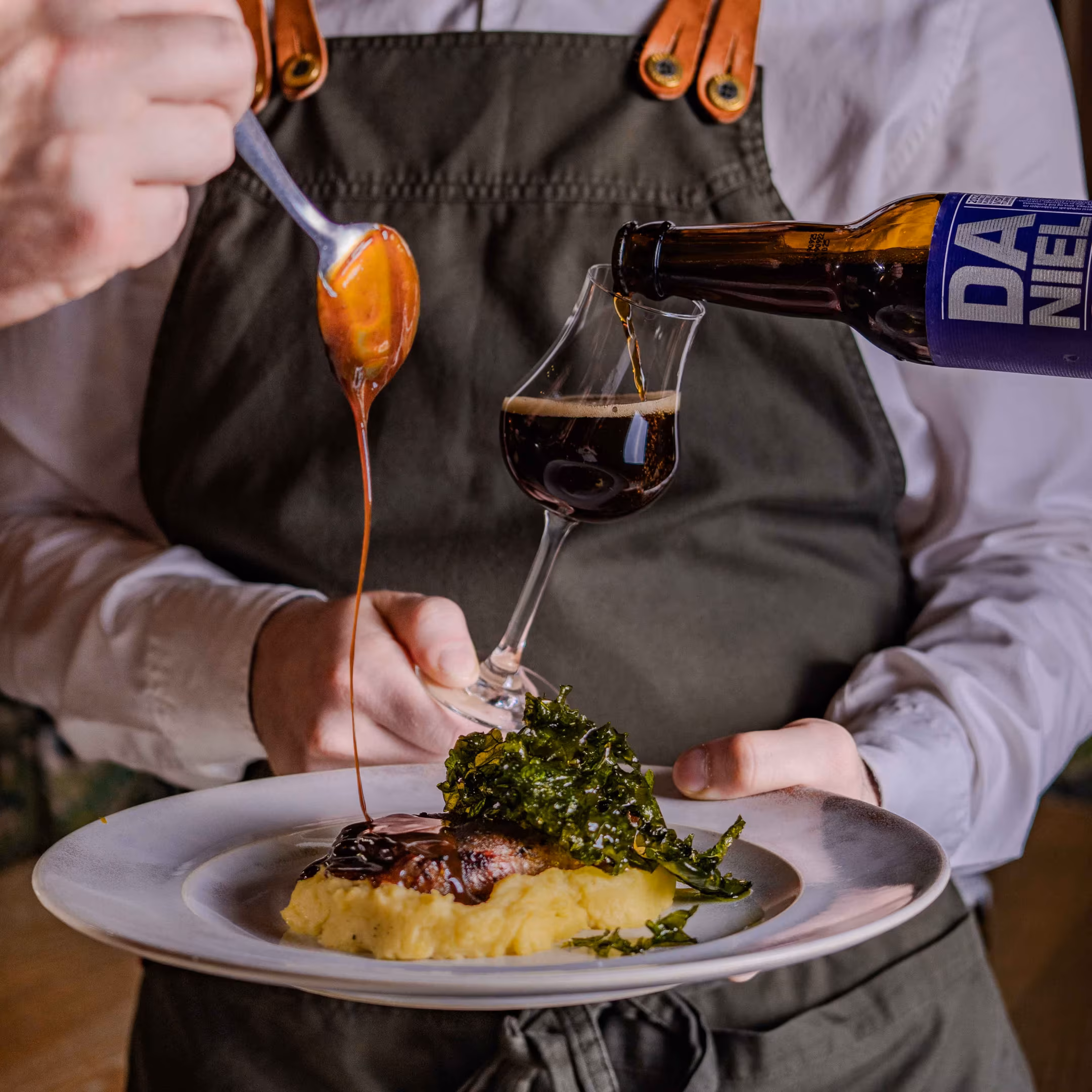 Monkeys Food & Wine | Kvöldseðill